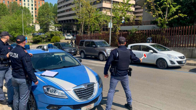 Non si ferma all'alt della Polizia, inseguimento a San Sisto, preso!