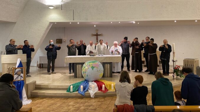 Giornata Mondiale Missionaria Veglia diocesana con Ivan Maffeis