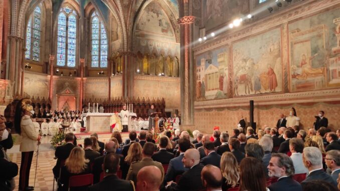 San Francesco, Zuppi, ‘mondo segnato da lupi e cittadini violenti, inquinato da troppo odio’