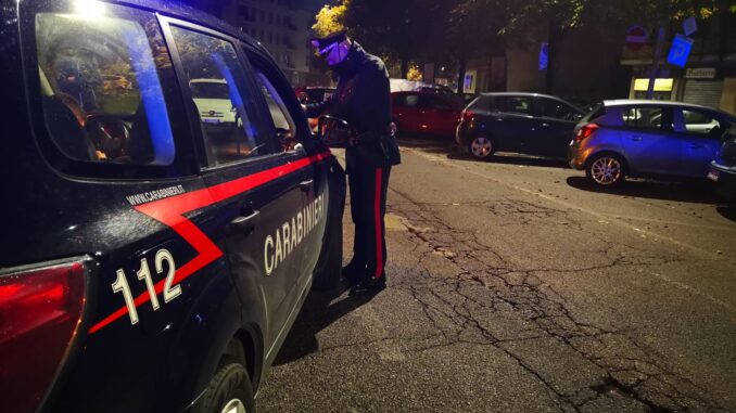 22enne spacciava in via Di Vittorio, aveva hashish e cocaina