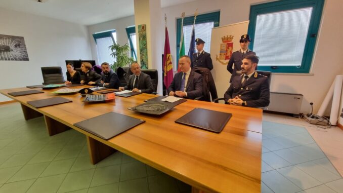 Intesa per la legalità tra Questura Perugia e Ufficio scolastico
