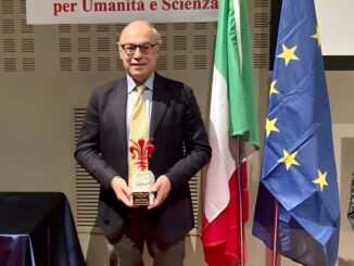 Premio Florentiae Rubrum Lilium al professor Giuseppe Ambrosio
