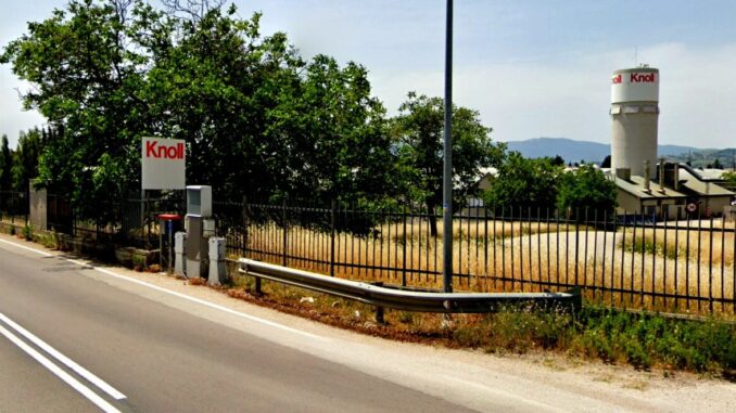 Firmato il contratto integrativo alla Miller Knoll di Foligno miglioramenti per la salute, la sicurezza e i premi dei lavoratori