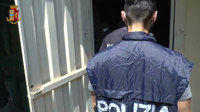 Falso matrimonio, denunciati, pregiudicato, la sposa e l'intermediario