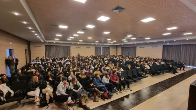 Crescere con la Costituzione, il Prefetto ha incontrato gli studenti del Pieralli