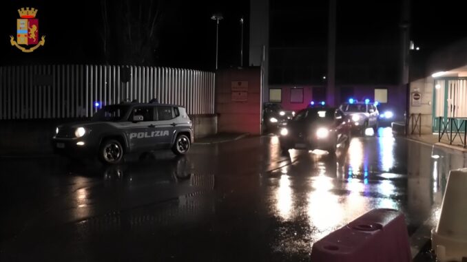 Arresti all'alba tra Foligno, Spoleto e Terni, spaccio, detenzione di armi e munizioni anche ricettazione