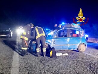 Carambola di auto sulla Flaminia a Nocera, tre feriti in ospedale