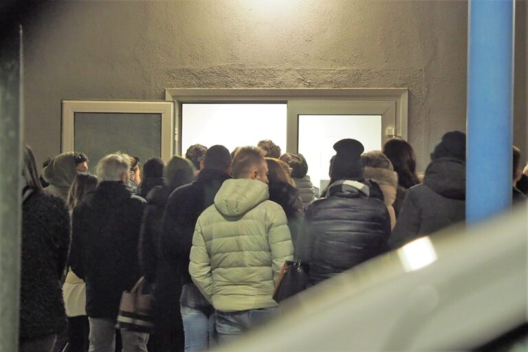 Nulla osta funerali tre ragazzi morti in incidente in Umbria