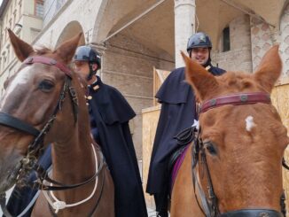 Anche la Polizia a Cavallo a Perugia per la "mala movida"