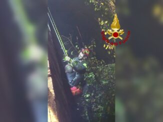 Si getta dal ponte sul fiume Chiascio, ricoverato in ipotermia all'ospedale di Perugia