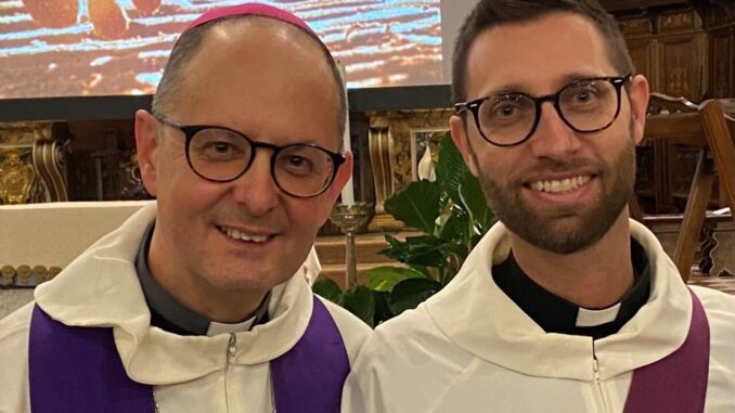 Claudio Faina, docente di inglese, diventa sacerdote diocesano il prossimo 29 gennaio