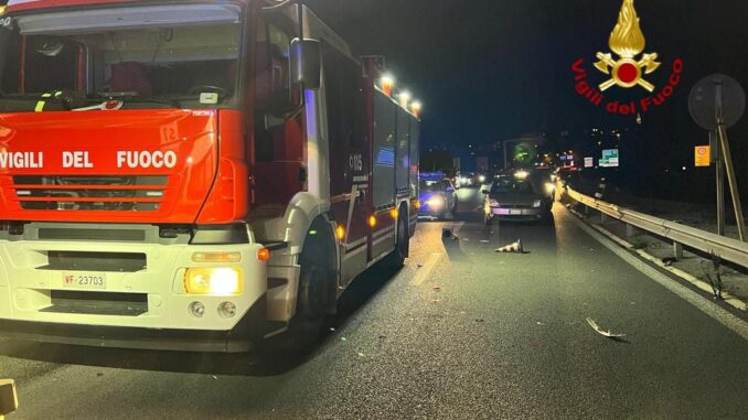 Incidente sul raccordo all’altezza di Mantignana: un ferito