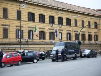 Il coach di basket, accusato di abusi su un ragazzino, non risponde al gip