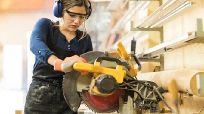 Inail, in aumento del 32.5% infortuni sul lavoro delle donne