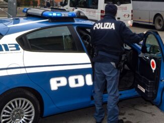 Rapina violenta, foglio di via a coppia di giovani comunitari