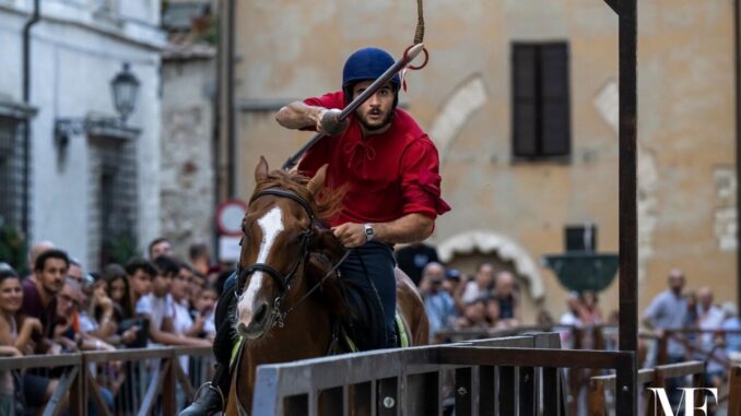 Narni pronta a immergersi nel Medioevo, Corsa all'Anello