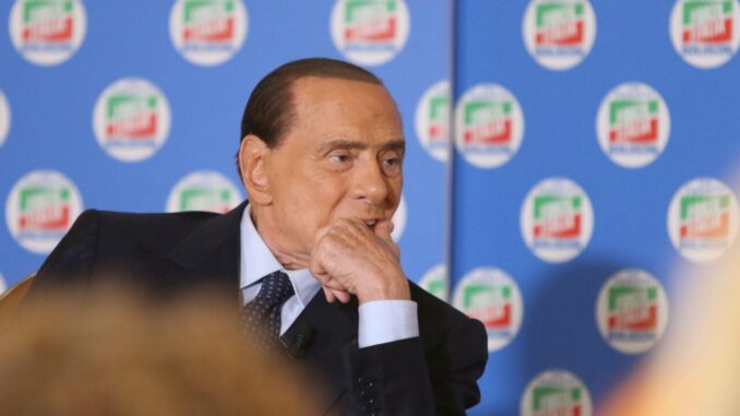 Silvio Berlusconi in terapia intensiva al San Raffaele di Milano