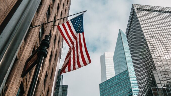 Gli USA si preparano ad abolire l’obbligo vaccinale all’ingresso