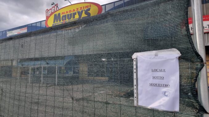 Incendio Maury's Bastia, Polizia pone sotto sequestro l'area, ricollocato personale
