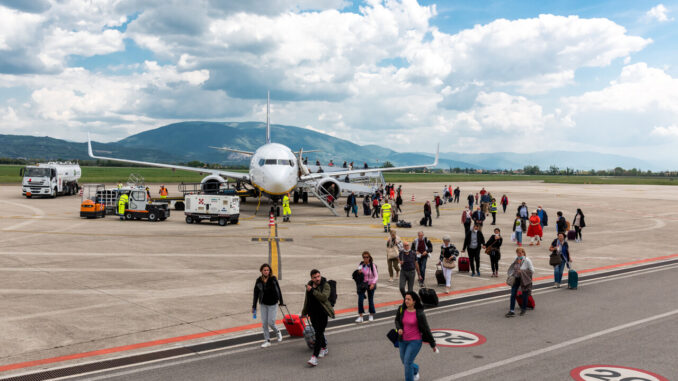 Nuovo record mensile ad aprile per l'aeroporto, 56.837 transiti