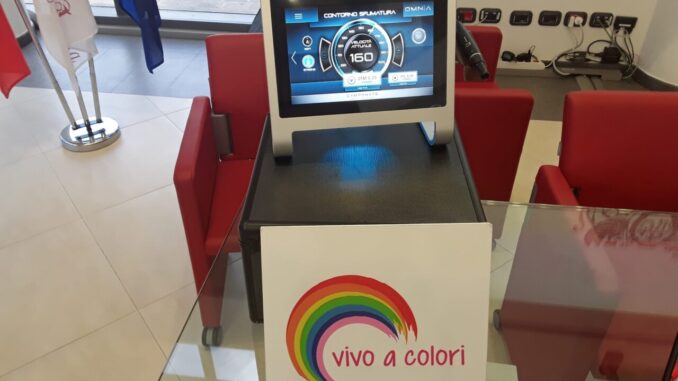 Vivo a Colori ha fatto sua prima donazione a Breast Unit Perugia