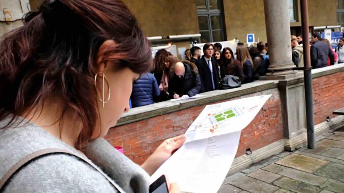 Neet, giovani che non studiano e non lavorano, in Umbria recuperano di più