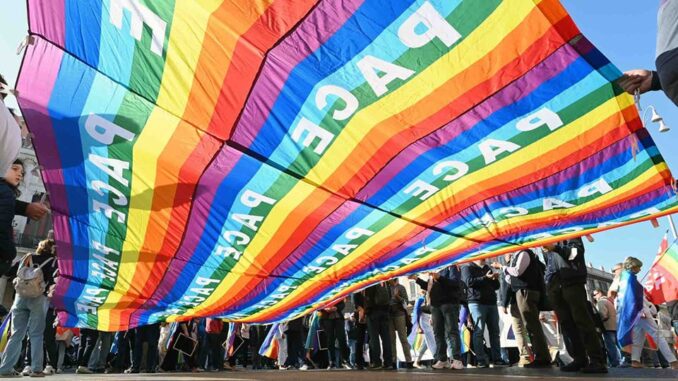 Da Perugia ad Assisi, è partita la marcia per la pace e la fraternità