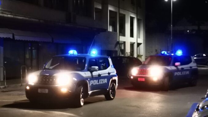Baby gang, tre minorenni rapinano 18enne ferito un amico, fermati