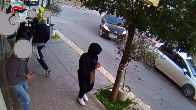 Operazione antidroga: 27 arresti nel clan Annoscia, uno a Terni
