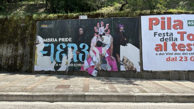 Danneggiati a Perugia i manifesti dell'Umbria Pride 2023