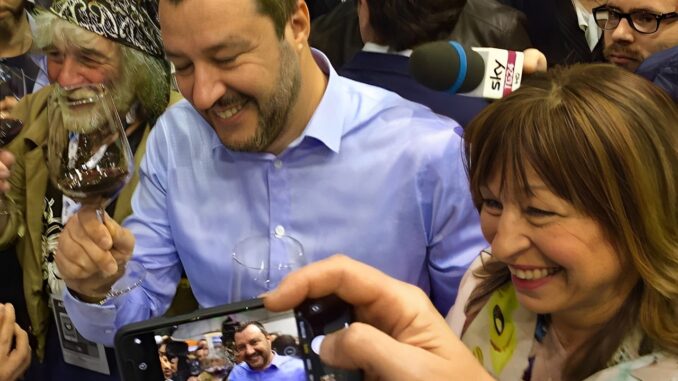 Ministro Salvini e Tesei sopralluogo su statale 318 a Valfabbrica 