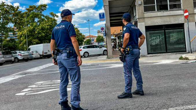 Denunciato 58enne a Perugia, violazione divieto avvicinamento