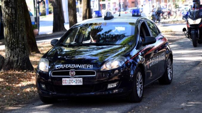 Arrestato un 40enne per atti persecutori ed estorsione