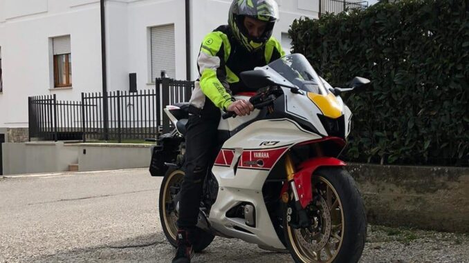 Incidente sull'Apecchiese, Jacopo Baldi muore di 22 anni, andava a mare dalla fidanzata
