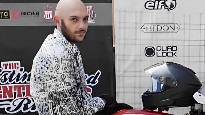 Un addio tra rombo delle moto: l'addio a Jacopo Baldi a Città di Castello
