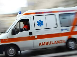 Tragedia sul Lavoro, muore operario schiacciato dal muletto condotto da un collega
