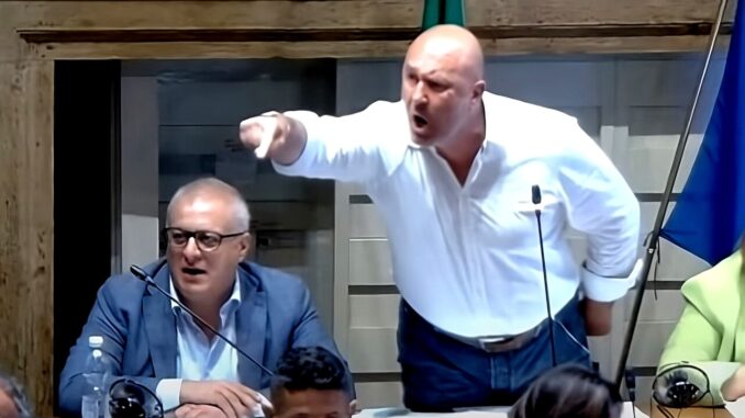 Terni chiede rispetto: Bandecchi sotto accusa per volgarità e odio