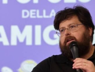 Atto nascita bimbo con 2 madri, Popolo Famiglia chiede annullamento