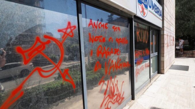 Vandalizzata sede Fratelli d'Italia, indaga Digos su centri sociali attenzione concentrata anche sul nome Askatasuna