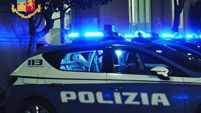 Pistola senza tappo rosso e coltello, denunciato giovane straniero a Perugia