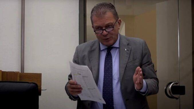 Anziani e persone non autosufficienti, Coletto risponde a Bianconi