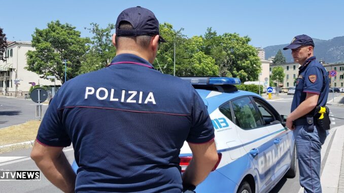 Tenta furto ma si scorda documento, arrestato pregiudicato 61enne