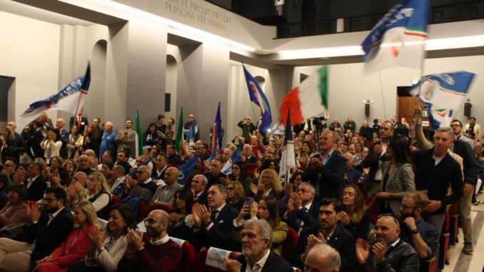 Italia vincente, grande successo per FdI che festeggia un anno di governo a Foligno