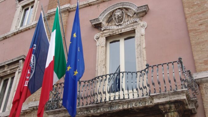 UniPg restaura le facciate di Palazzo Manzoni