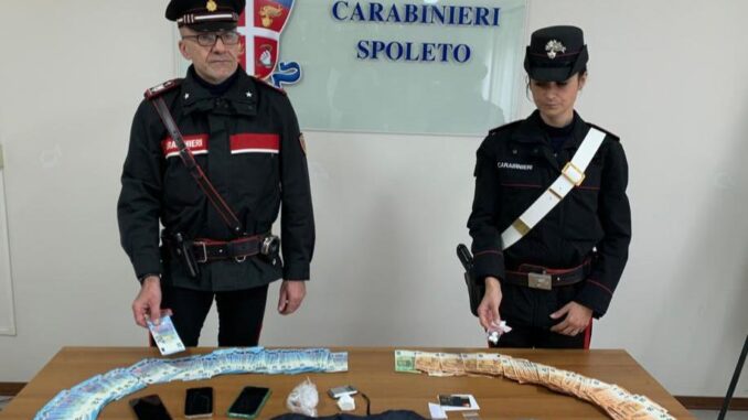 Sequestrata cocaina e soldi per oltre 12mla €, stroncato traffico droga