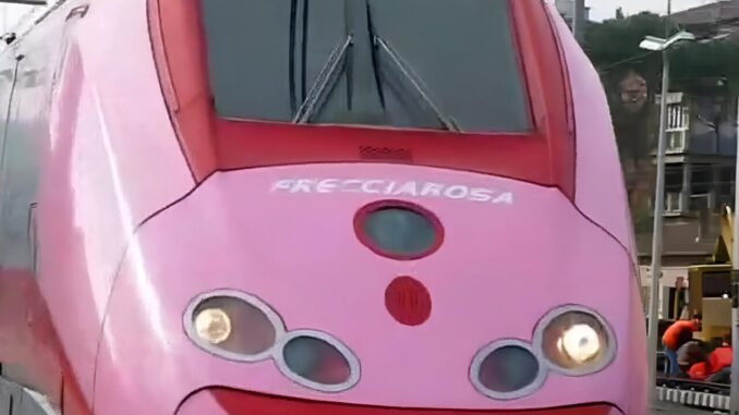 Treno della  prevenzione tumore al seno, edizione 2023 Frecciarosa