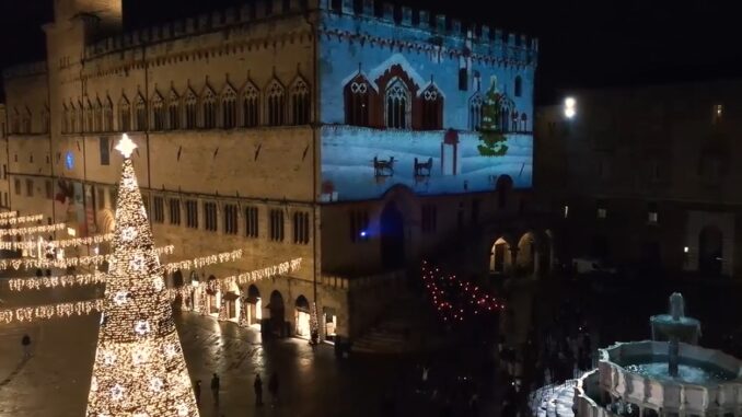 Luminarie e albero, il Comune investe nel Natale
