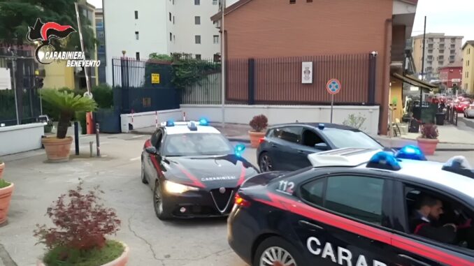 Anticamorra Benevento: 14 arresti estorsione, traffico droga e armi