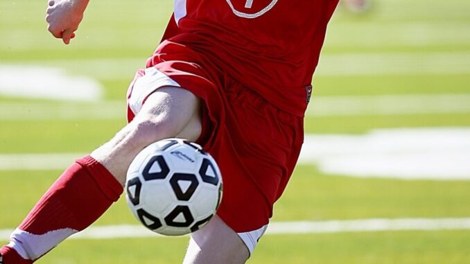 Pescara supera Perugia 4-2 e rallenta corsa dei biancorossi