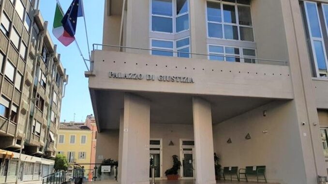 Arresto di un 39enne per rapina e rissa a Perugia